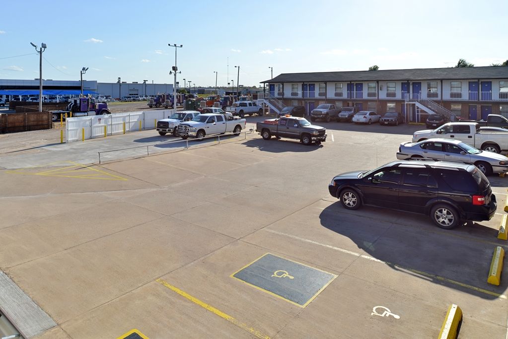 Americas Best Value Inn El Reno Удобства фото